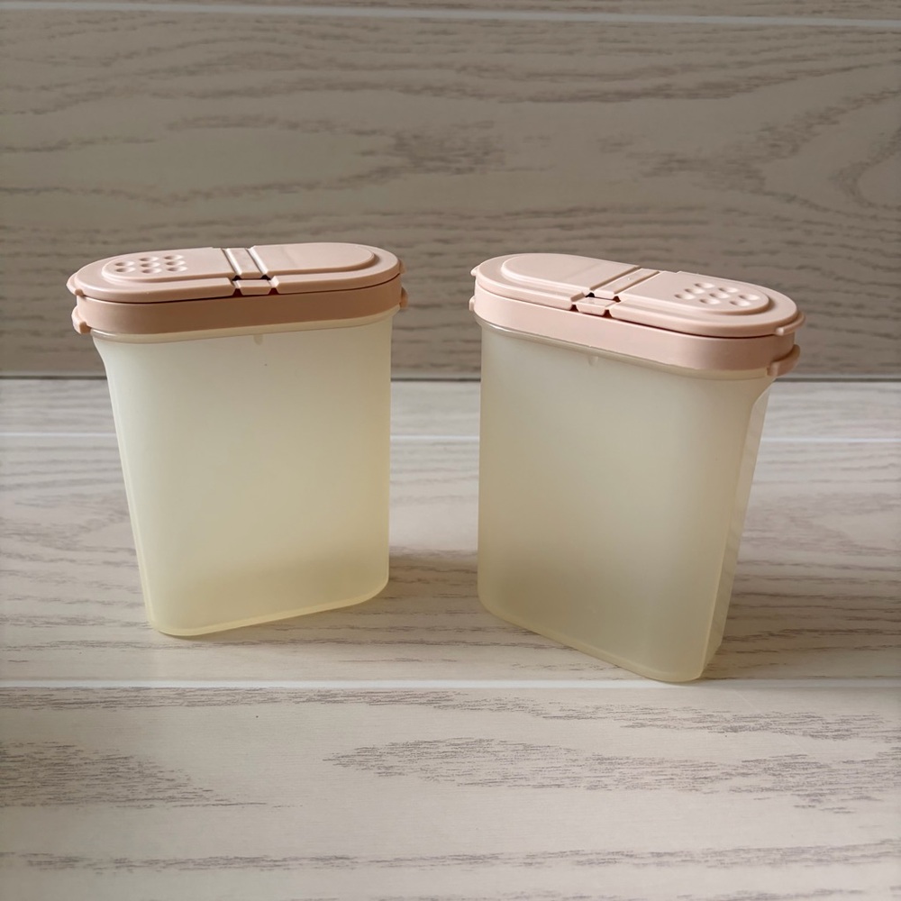 Tupperware 4 1/2" Modular Mates Spice Containers 1846 Beige Lids Lot Flip Top